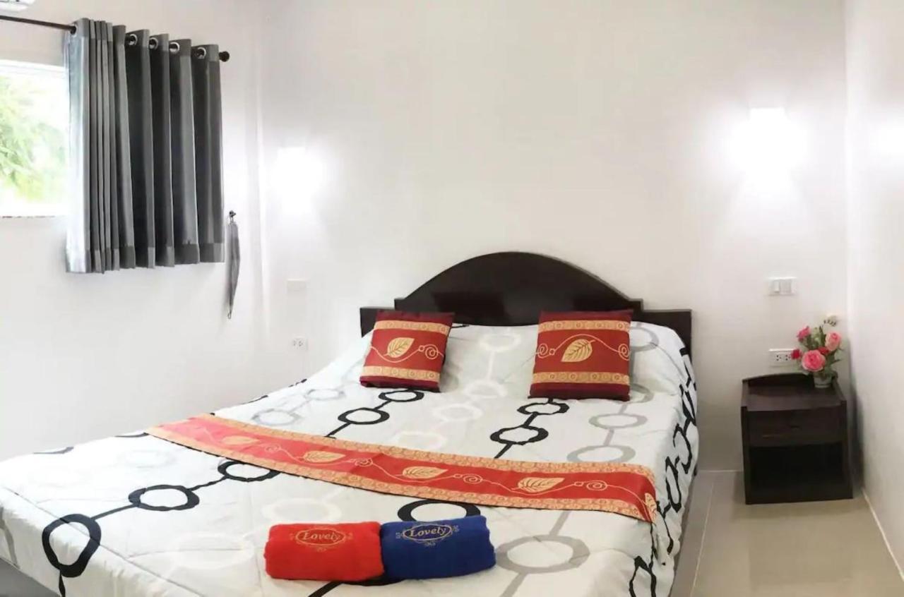 Oyo 1150 Sawasdee Orange 2* Phuket